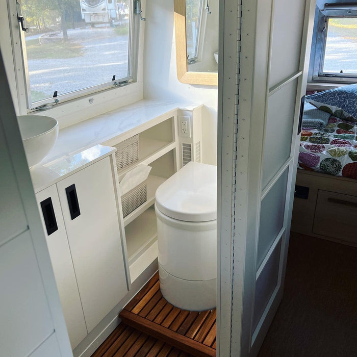 The Best Off-Grid Toilets for Tiny Homes
